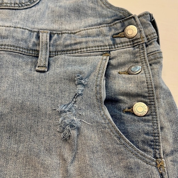 Old Navy Distressed Jeans Overalls Size Large - Picture 4 of 8